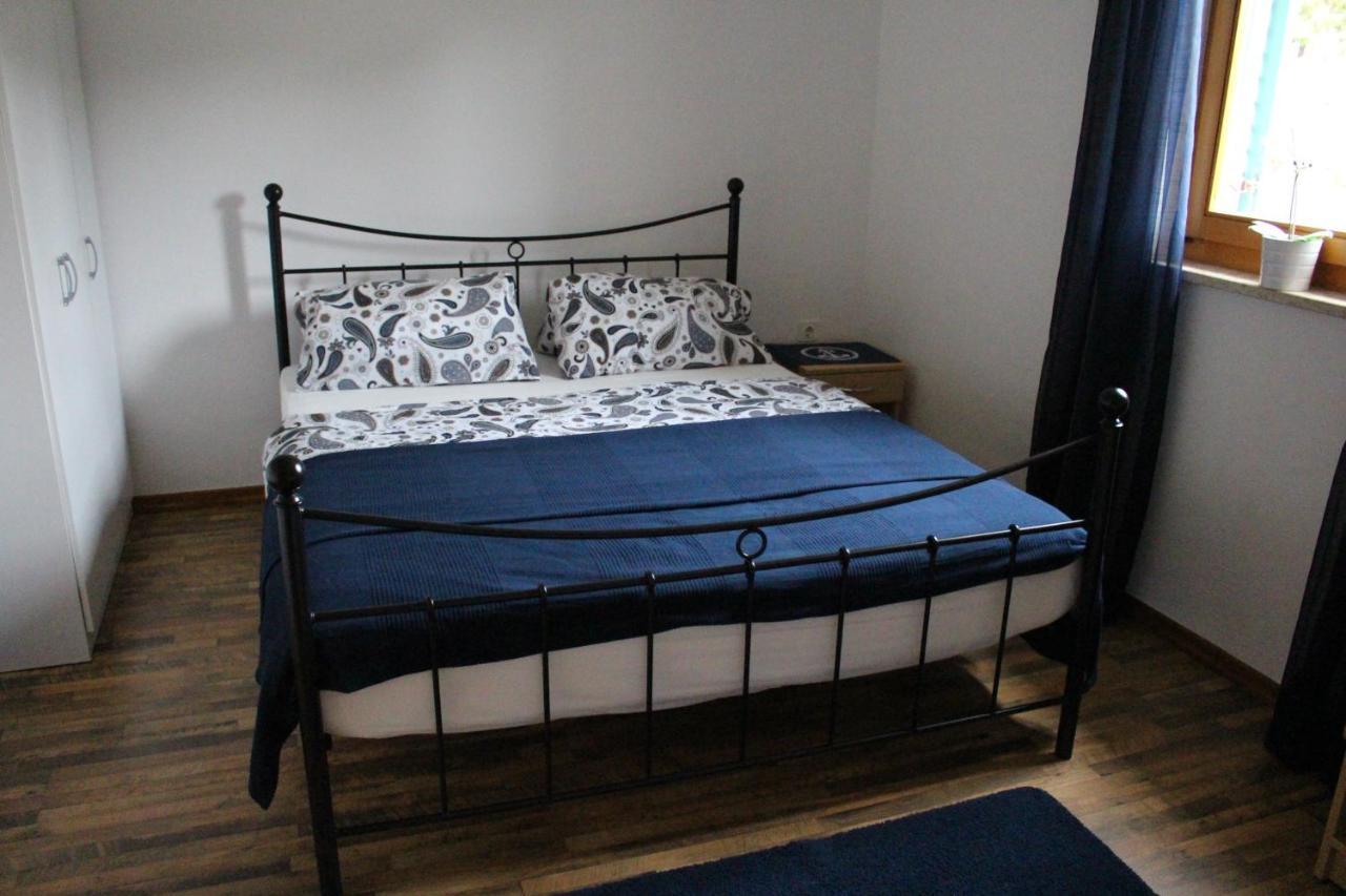 Apartment Lilly Nerezine Εξωτερικό φωτογραφία