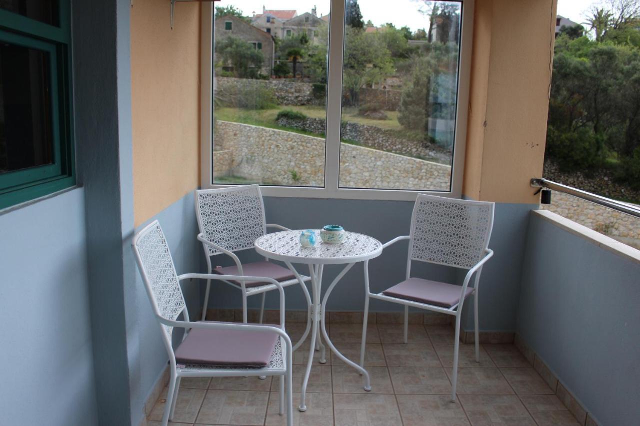 Apartment Lilly Nerezine Εξωτερικό φωτογραφία